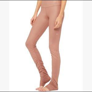 Alo Yoga Blush Idol Leggings